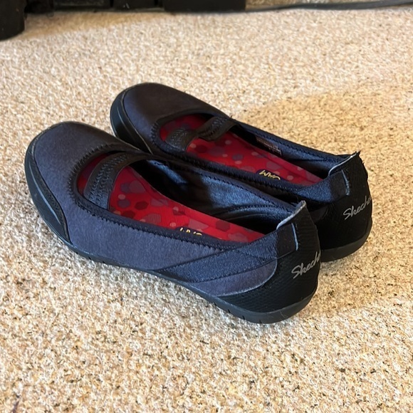 Sketchers Air-Cooled Memory Foam Slip Ons Good Used Condition‎ Size 6 💕 - Picture 3 of 6